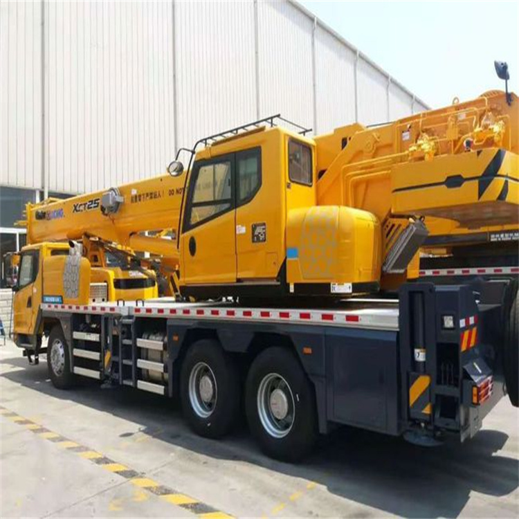 双流离这最近出租吊车电话